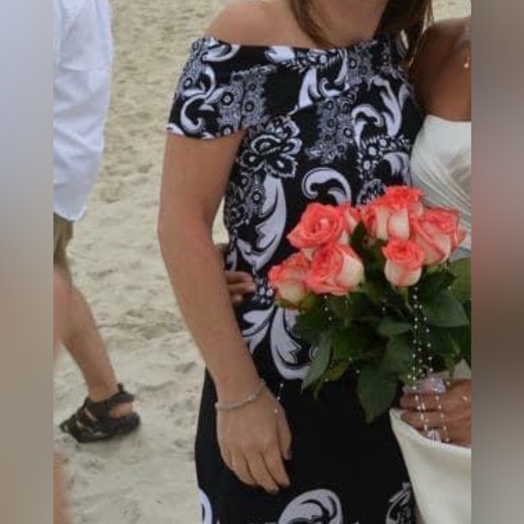 Womens White House black market off the shoulder blouson dress - Picture 3 of 3